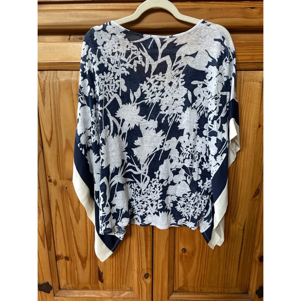 Coldwater Creek Womens Navy Blue White Floral Linen Knit V-Neck Poncho Top M - Picture 4 of 5